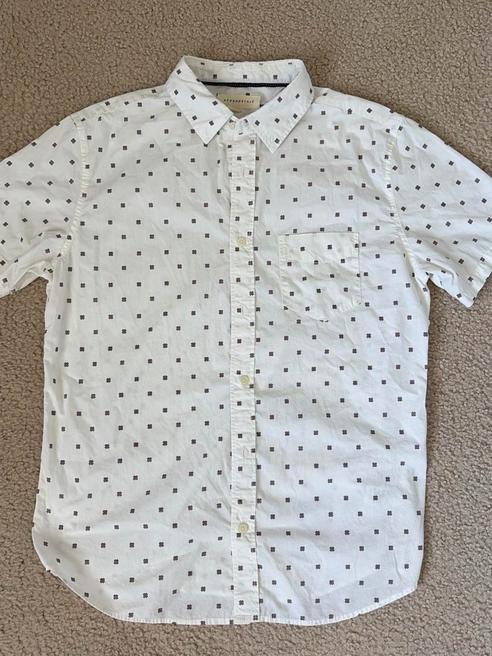 Aeropostale White Short-Sleeve Button-Down with Black Dot Print